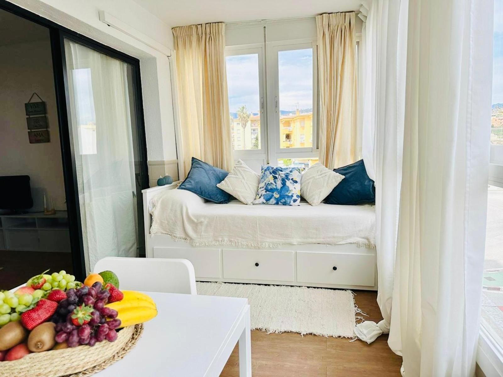 Estudio Pepa Luna Algarrobo Beach มาลากา ภายนอก รูปภาพ